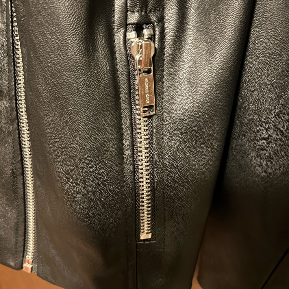 Michael Kors Faux Leather Fur Biker Jacket Women’s 10 Black Quilted - Picture 3 of 6